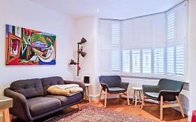 Pass The Keys Family Friendly 2 Bedroom Gem In Shepherd'S Bush